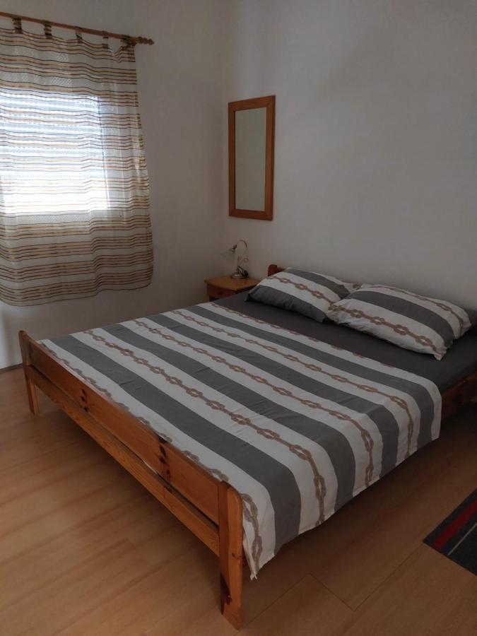 Apartman Nardi Vir Buitenkant foto