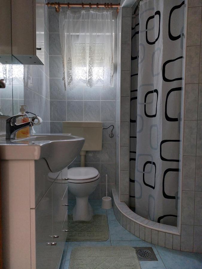 Apartman Nardi Vir Buitenkant foto