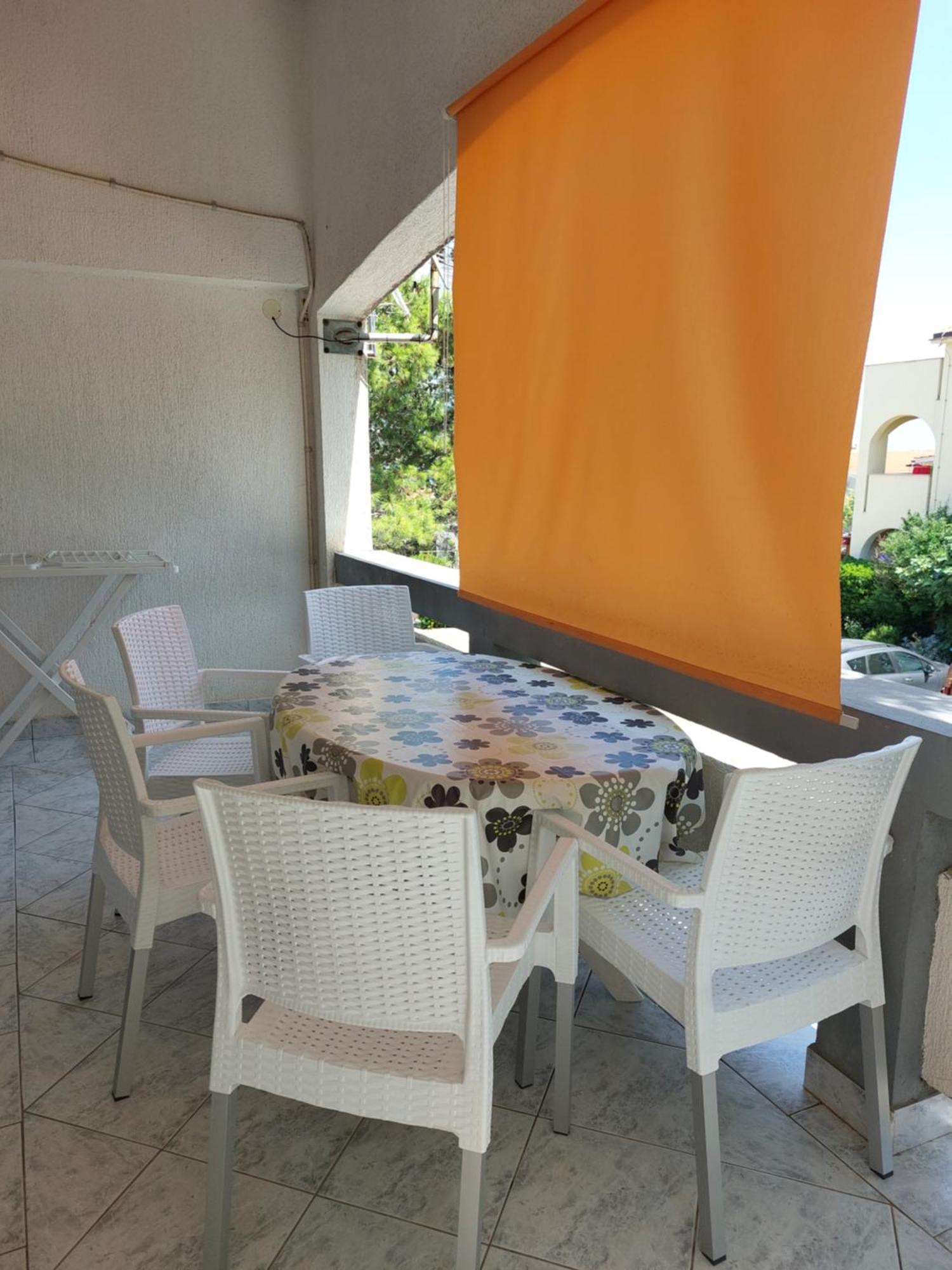 Apartman Nardi Vir Buitenkant foto